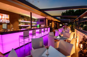 Отель River Side Hotel Tbilisi  Тбилиси